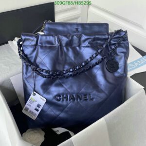 Replica Chanel 22 Bag in Leather - Blue Designer Handbag