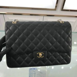 Replica Chanel Black Maxi Classic Cowhide Double Flap Bag - Timeless Quilted Elegance