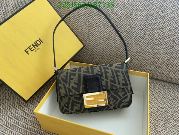 Fendi Baguette FF Vertigo Replica