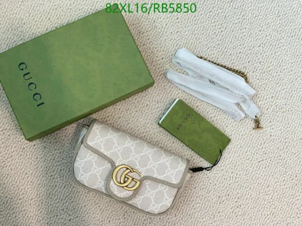 Mirror (1:1) Gucci GG Marmont Crossbody Bag Super Mini – Light Pink & White