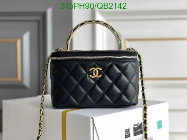 Chanel Leather Quilted Vanity With Chain Black Mirror (1:1)