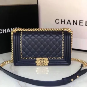 Chanel Cowhide Quilted New Medium Boy Flap Black Mirror (1:1)