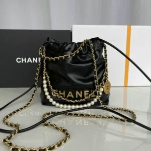 Chanel 22 Shiny Cowhide Quilted Mini Bag Mirror (1:1)