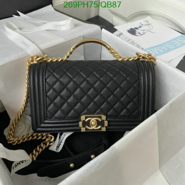 Chanel Cowhide Quilted Medium Boy Flap Black Mirror (1:1)