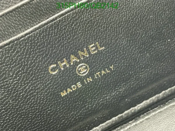 Chanel Leather Quilted Vanity With Chain Black Mirror (1:1)