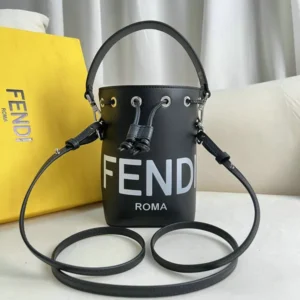 Fendi Vitello King F is Fendi Logo Embossed Mini Mon Tresor Bucket Bag Black Mirror (1:1)