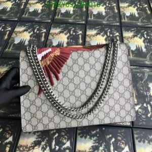 Gucci GG Supreme Monogram Bird Embroidered Medium Dionysus Shoulder Bag Purple Mirror (1:1) Replica