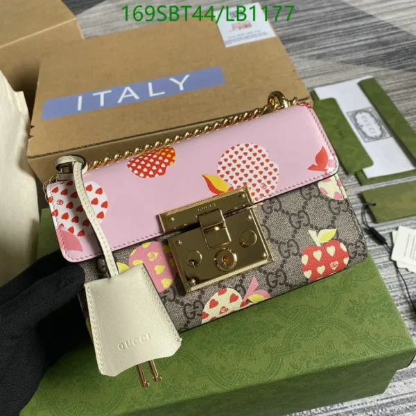 Gucci Supreme Monogram GG Les Pommes Small Padlock Shoulder Bag Multicolor Pink Mirror (1:1) Replica